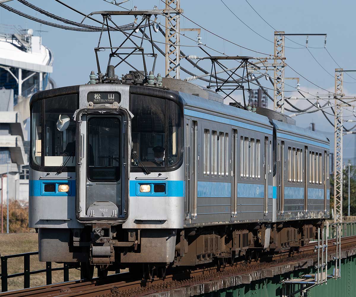 ＜451＞JR四国7000系（未更新車）2両編成セット