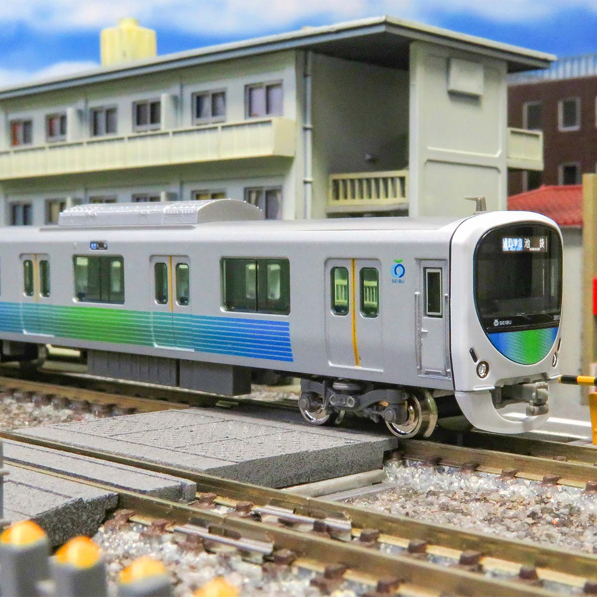 31768＞西武30000系（後期形・車番選択式）基本8両編成セット（動力