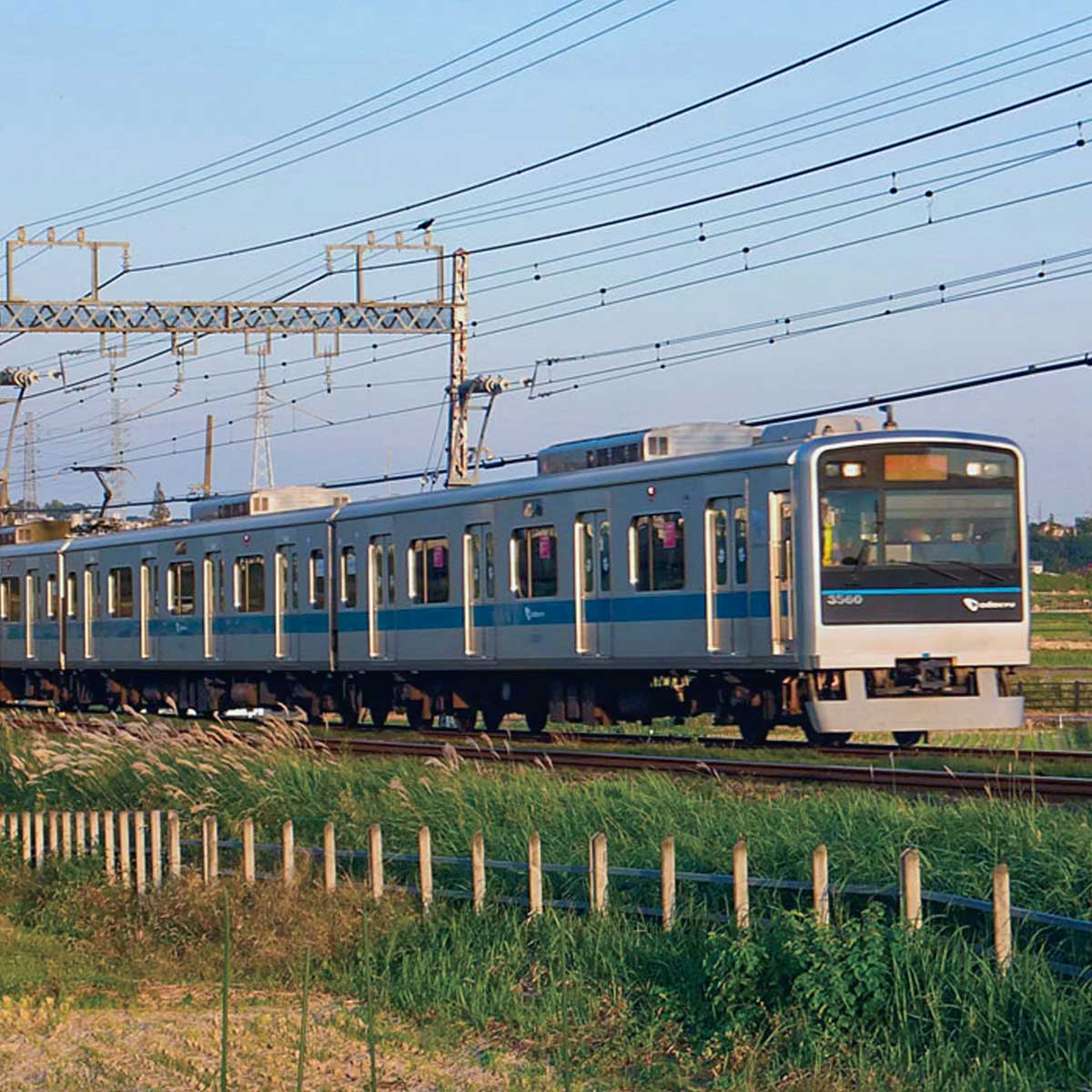 30992＞小田急3000形2次車（3260編成・インペリアルブルー帯）6両編成セット（動力付き）｜Nゲージ車両（完成品モデル）｜Nゲージ鉄道模型の グリーンマックス